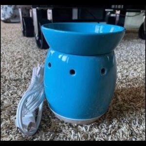 Blue Scentsy Warmer